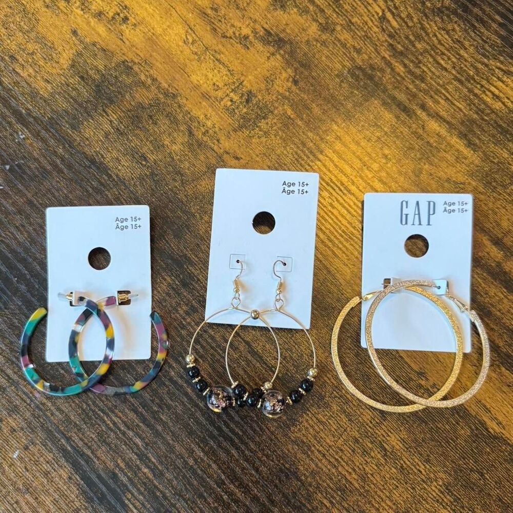 GAP NWT Gold Tone Hoop Earring Bundle Set of 3 Resin Beaded Statement Hoops